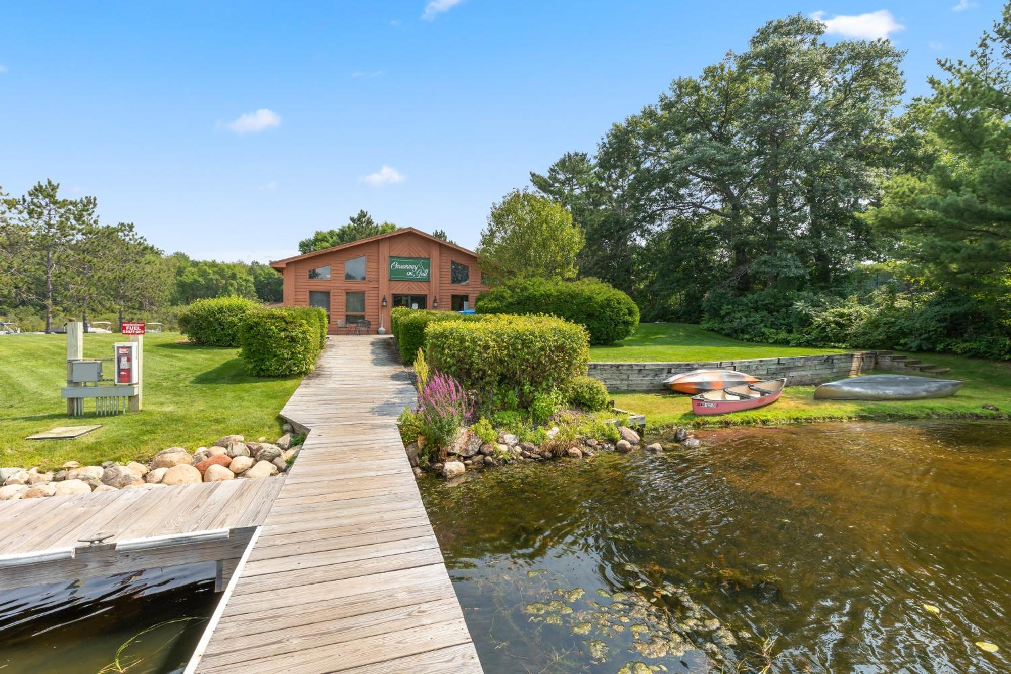 Causeway On Gull Resort Lake Shore Extérieur photo